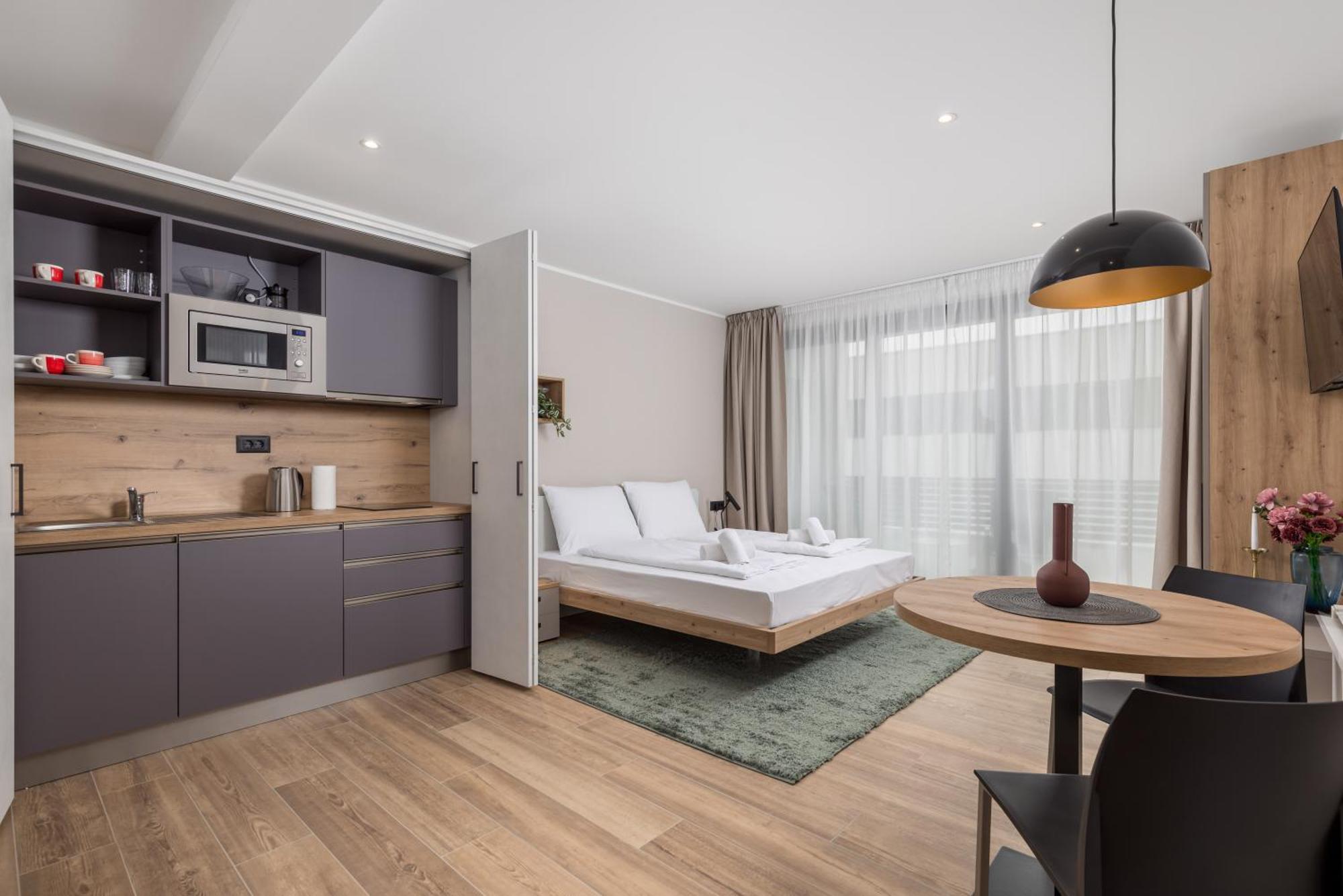 Belinda Apartments With Balcony & Private Parking Opatija Eksteriør bilde