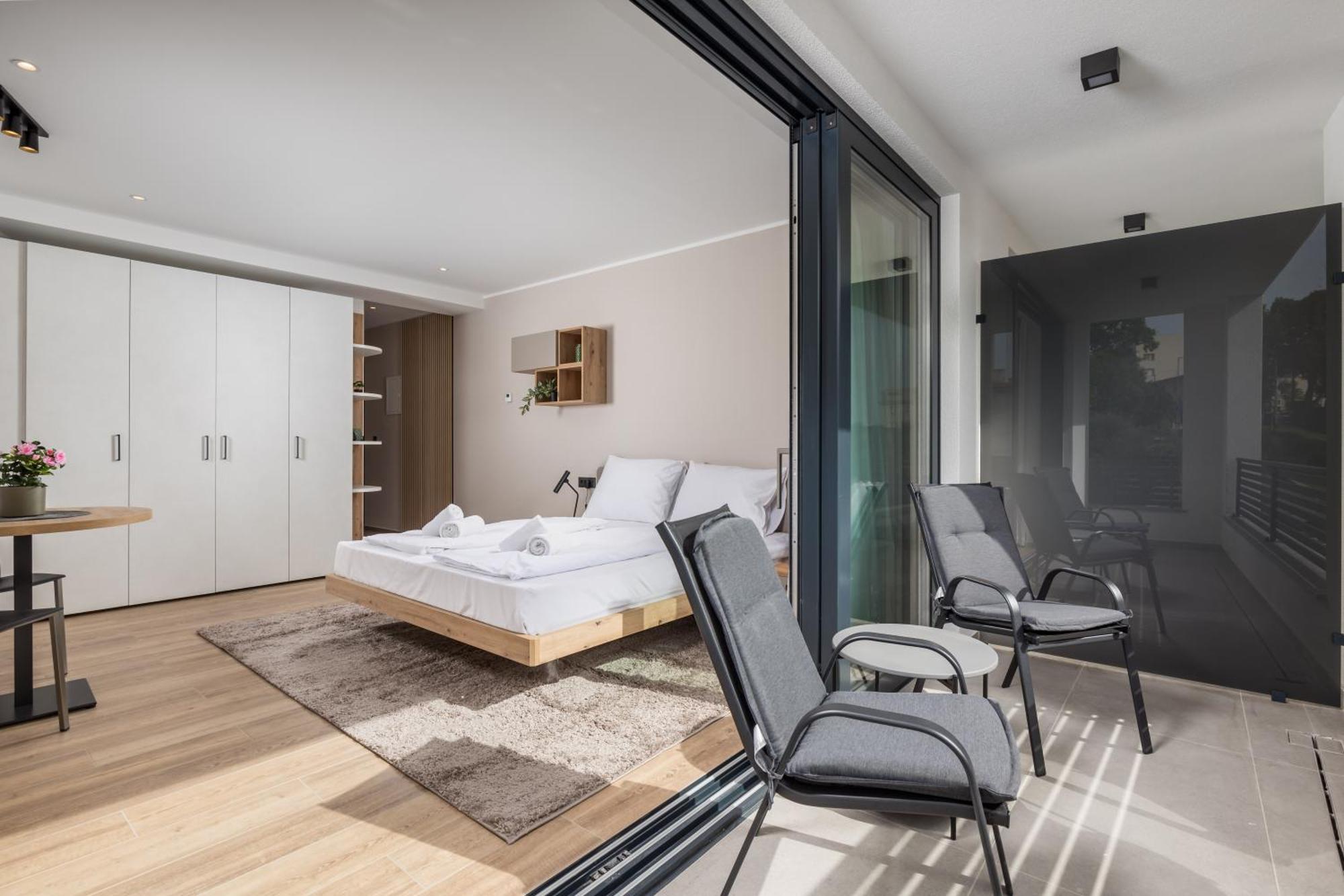 Belinda Apartments With Balcony & Private Parking Opatija Eksteriør bilde