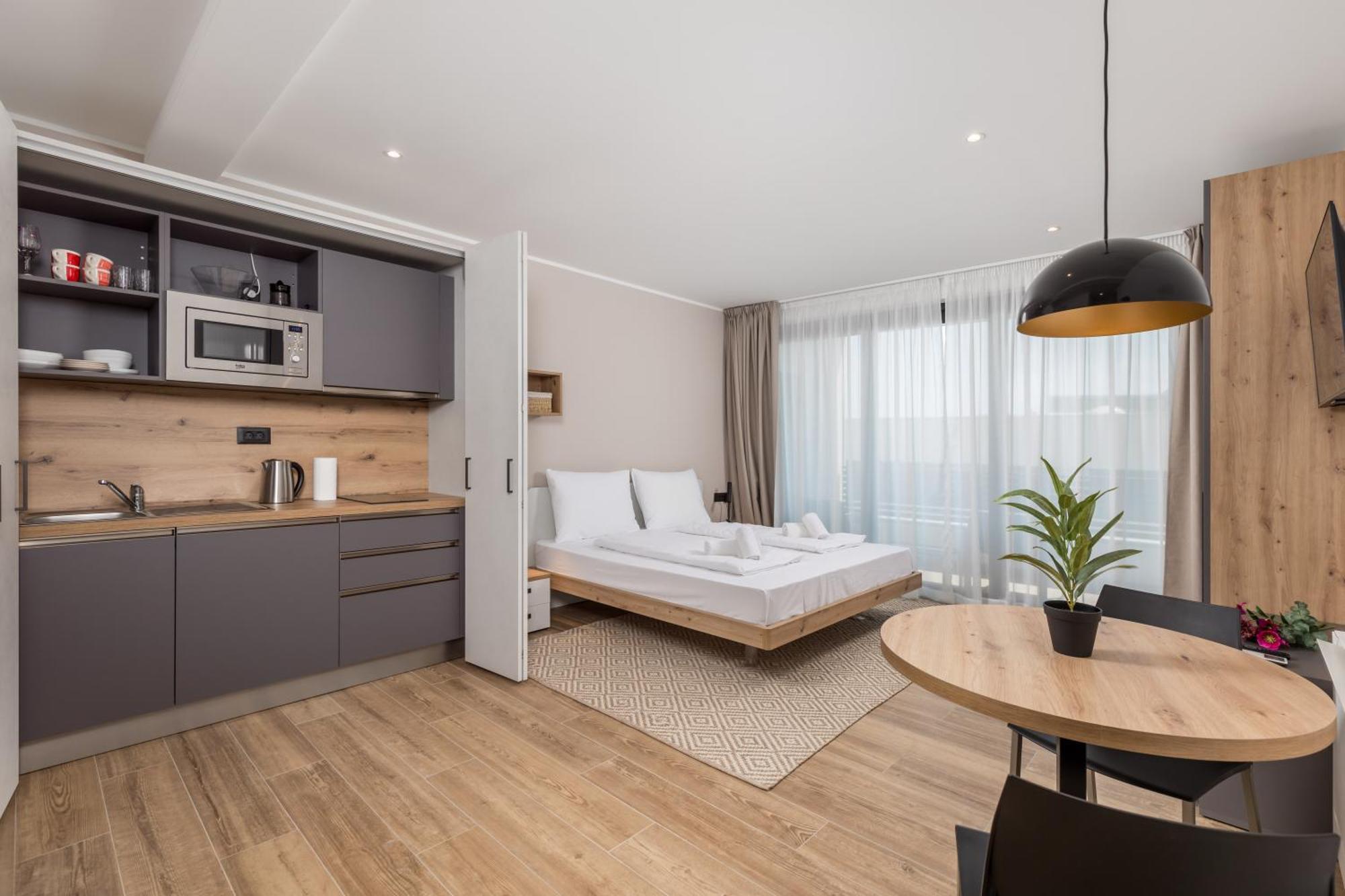Belinda Apartments With Balcony & Private Parking Opatija Eksteriør bilde
