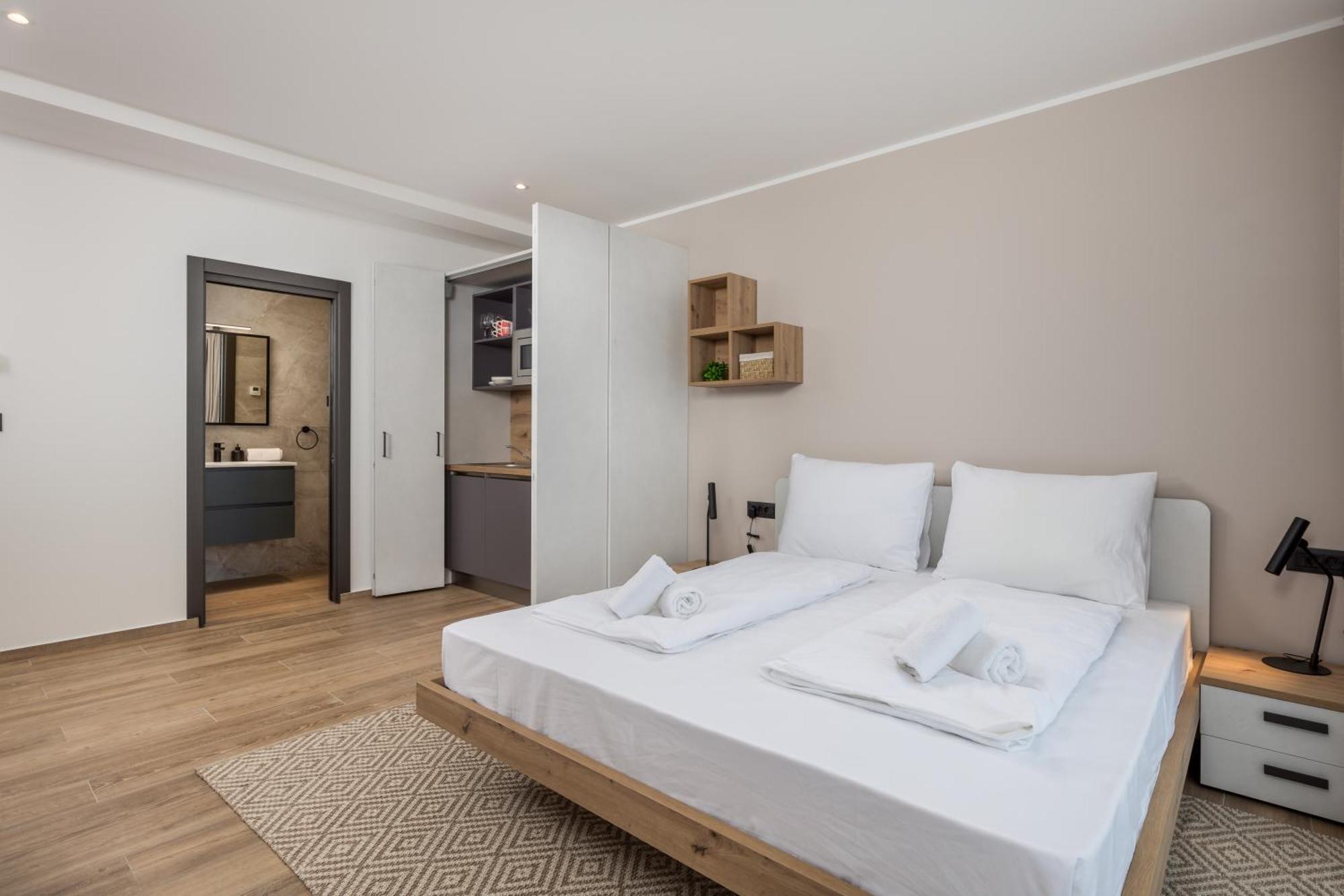 Belinda Apartments With Balcony & Private Parking Opatija Eksteriør bilde
