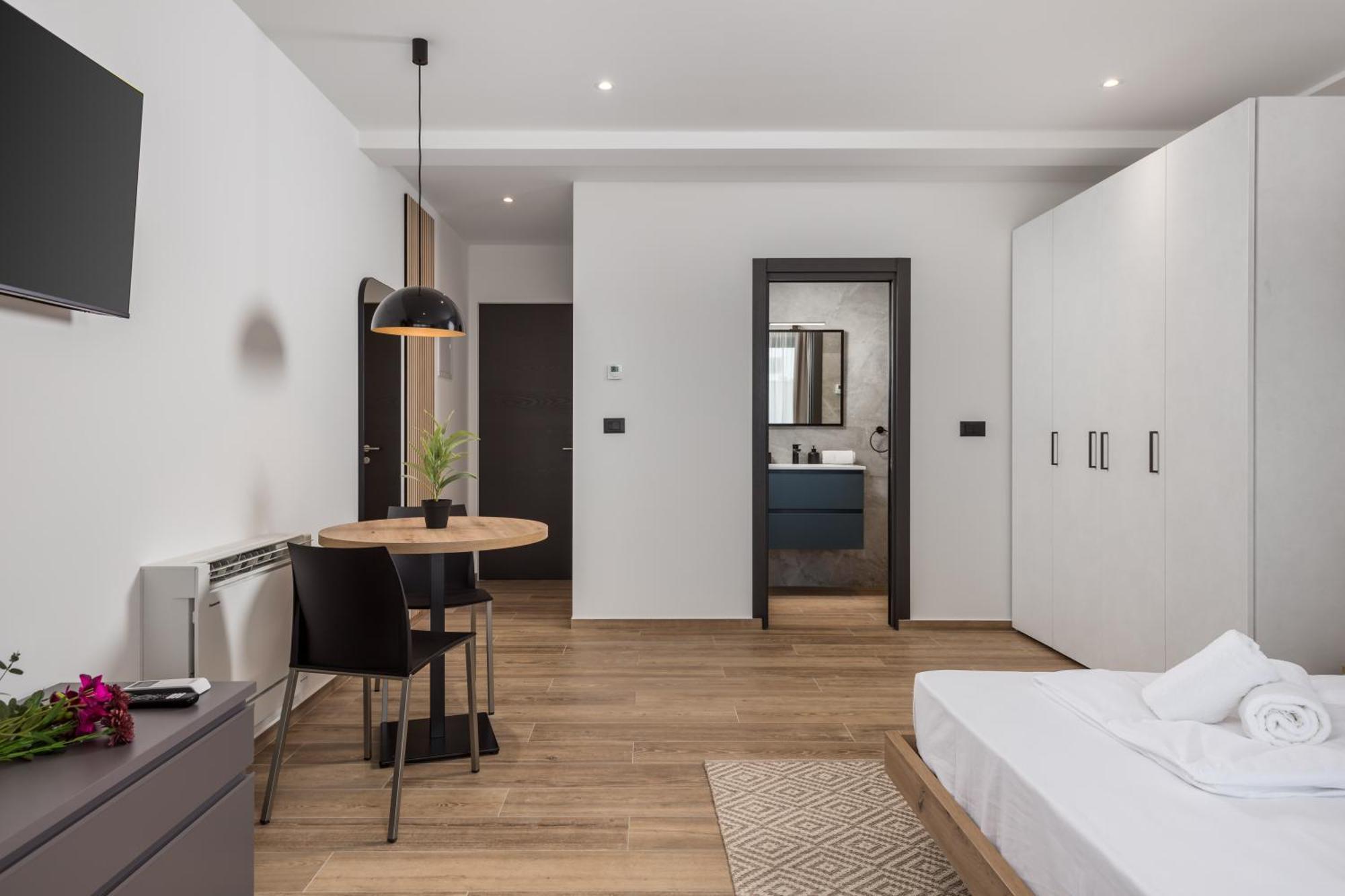 Belinda Apartments With Balcony & Private Parking Opatija Eksteriør bilde