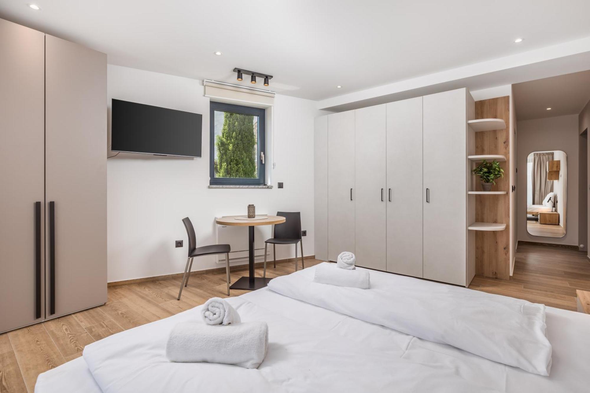 Belinda Apartments With Balcony & Private Parking Opatija Eksteriør bilde